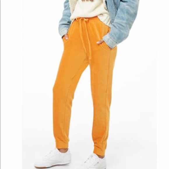 Forever 21 Pants - ($9) Mustard Yellow Ribbed Joggers